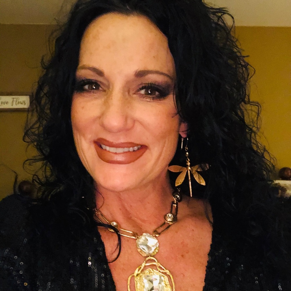 Meet your Posher, Kim